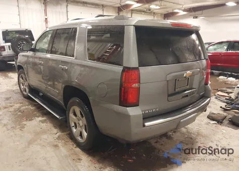 2020 Chevrolet Tahoe 4Wd Premier z USA, uszkodzony, nr VIN 1GNSKCKC0LR113286